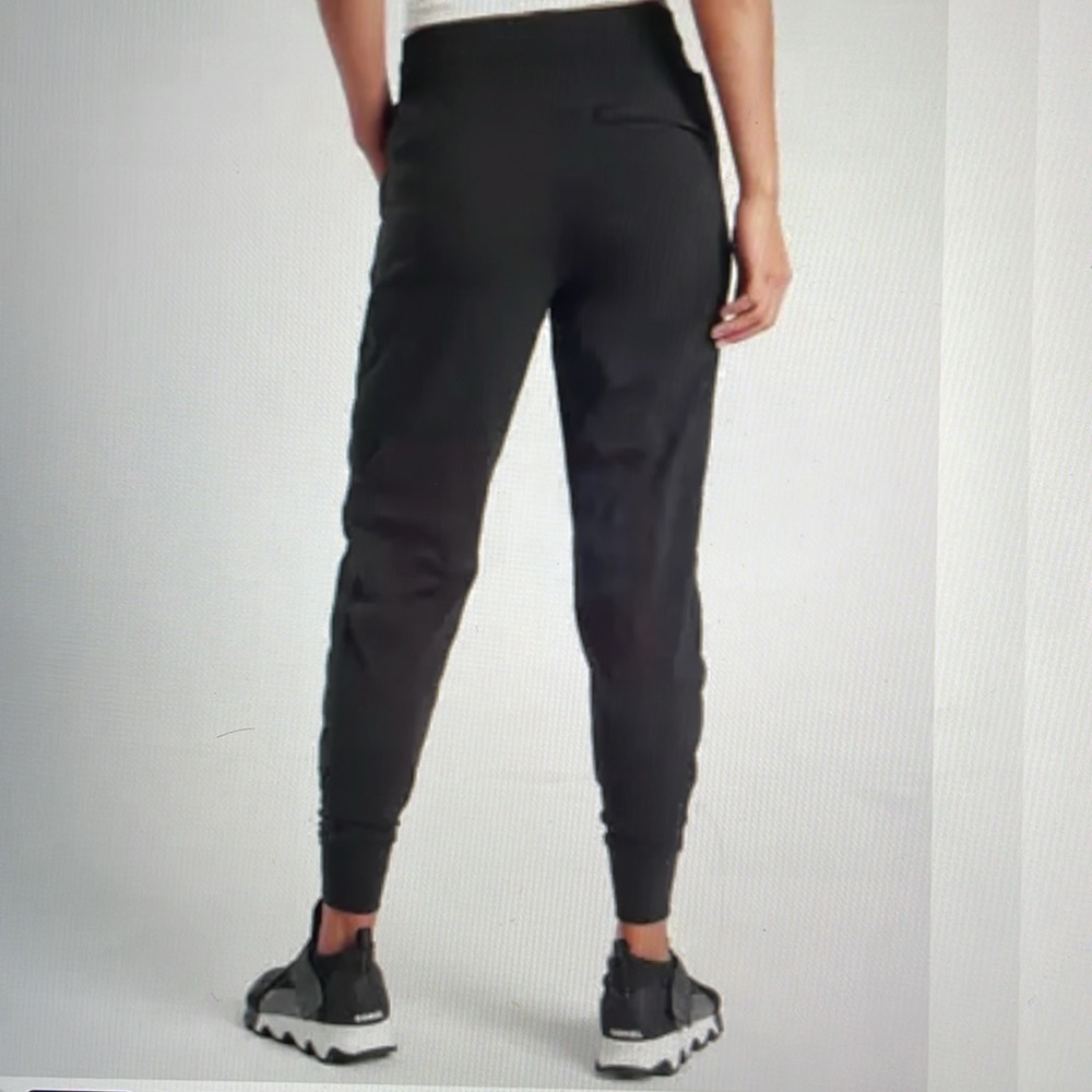 Athleta Trekkie North Jogger Size 18 Black EUC - Picture 13 of 15